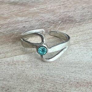 925 Sterling Silver Ring with Blue Gemstone